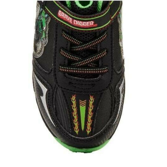 Monster Jam Grave Digger Boy Light Up Athletic - Picture 5 of 6